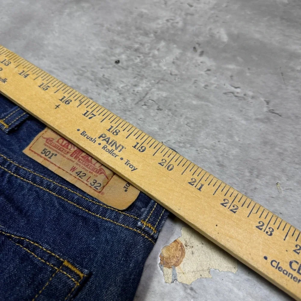 Levis minor flaws